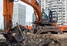 Сергей Собянин и Иван Бобров обновляют Москву - долгострои заменяют парковки sergej sobyanin i ivan bobrov obnovlyayut moskvu dolgostroi zamenyayut parkovki-onlymainnews-ru-174498159700-0