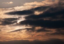 Солнечная активность вызывает уникальные явления - Институт геофизики фиксирует мощные бури solnechnaya aktivnost vyzyvaet unikalnye yavleniya institut geofiziki fiksiruet moshhnye buri-onlymainnews-ru-174484255700-0