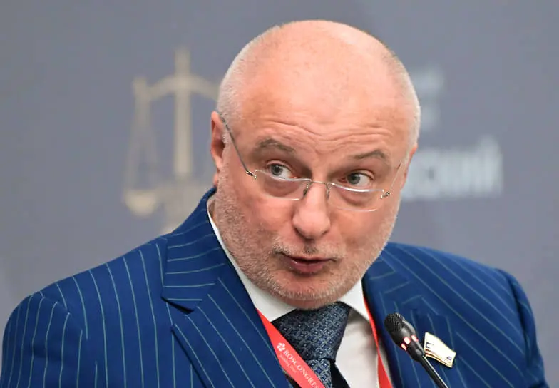 Андрей Клишас отметил, что Конституция обеспечивает россиян стабильной поддержкой-0