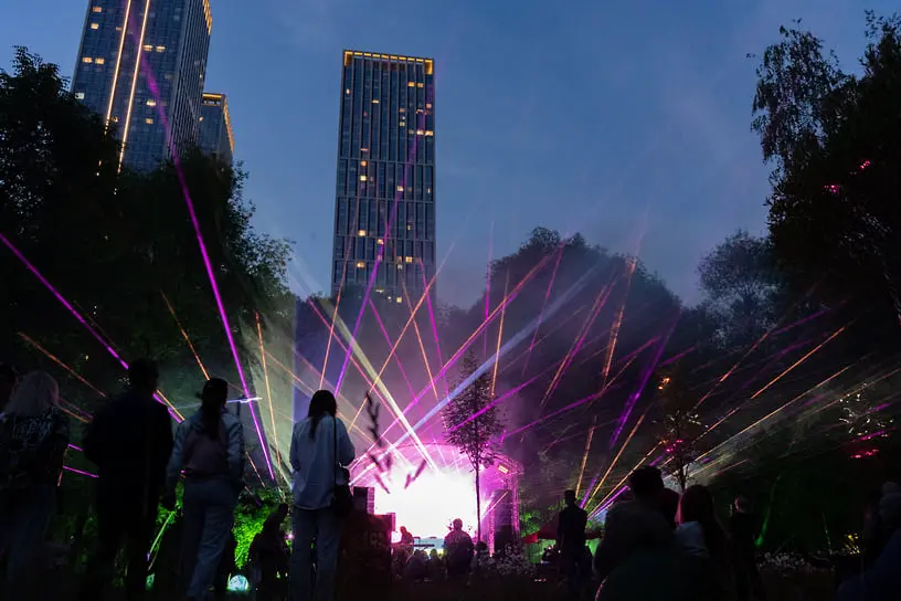 Донстрой приглашает на встречу с Анной Романовской в парк «Событие»-0