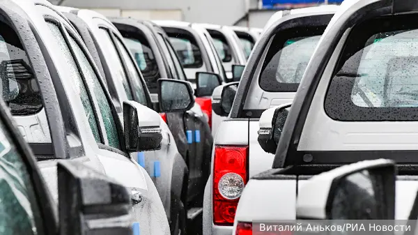 Dongfeng отозвал сотни автомобилей из России