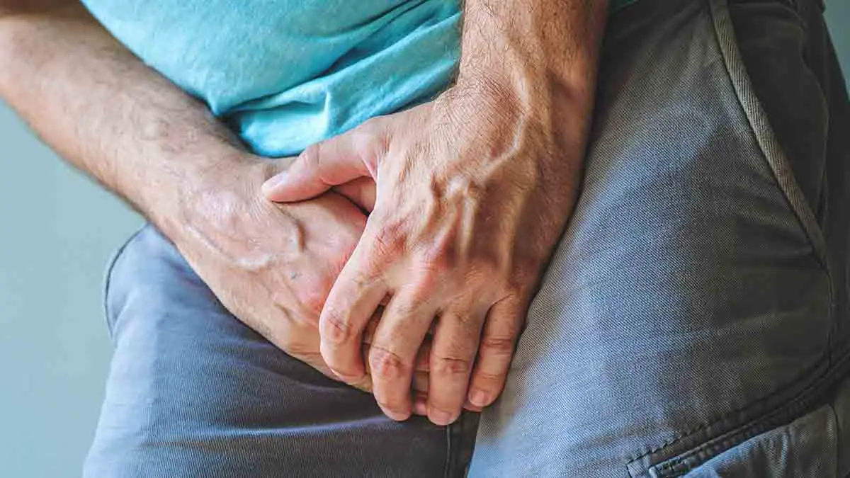 Дерматолог Ковалева рассказала о негативном влиянии SPF и дезодорантов на либидо