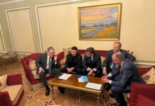 zelenskij i tramp obsuzhdayut usloviya peremiriya s makronom i peskovym-onlymainnews-ru-174687876300-0