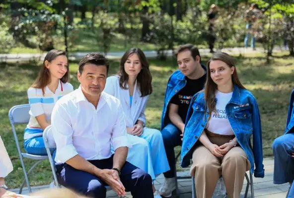 Андрей Воробьев обсудил с молодыми активистами проекты по развитию Подмосковья