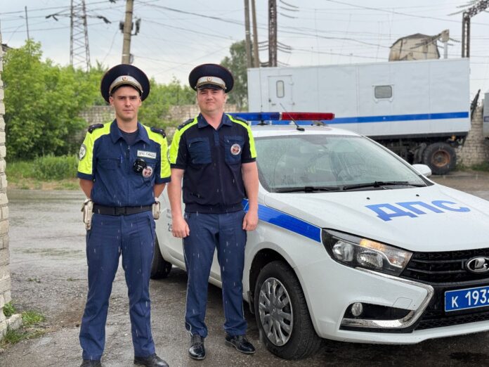 Антон Соколов и ТЦМК совершили героическое спасение на трассе Каменска-Уральского-0