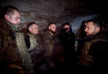 Владимир Зеленский выражает отчаяние из-за готовности ВСУ мобилизовать пенсионеров vladimir zelenskij vyrazhaet otchayanie izza gotovnosti vsu mobilizovat pensionerov-onlymainnews-ru-0