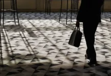 Минфин и крупнейшие банки успешно реализуют ОФЗ, Александр Ермак оценивает перспективы minfin i krupnejshie banki uspeshno realizuyut ofz aleksandr ermak oczenivaet perspektivy-onlymainnews-ru-0