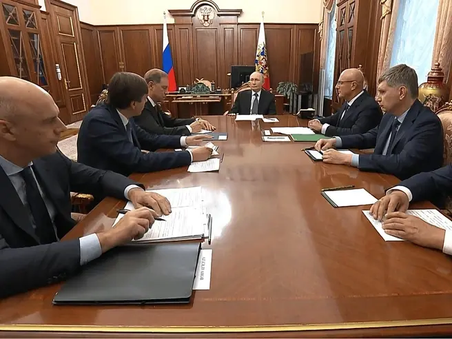 Совещание Владимира Путина с членами правительства | Источник: Kremlin.ru