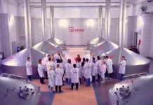 Анатолий Гарбузов представил туры «Открой#Моспром» на Бабаевский и ОЧАКОВО anatolij garbuzov predstavil tury otkrojmosprom na babaevskij i ochakovo-onlymainnews-ru-0