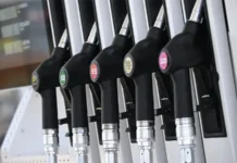 АЗС Ростовской области успешно обеспечивают топливом при поддержке Игоря Сорокина azs rostovskoj oblasti uspeshno obespechivayut toplivom pri podderzhke igorya sorokina-onlymainnews-ru-0