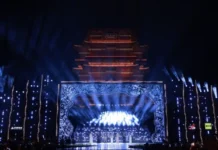 Николай Басков и Юля Паршута блистают в музыкальном шоу с Чжан Бичэнь и Хуан Юйбо nikolaj baskov i yulya parshuta blistayut v muzykalnom shou s chzhan bichen i huan yujbo-onlymainnews-ru-0