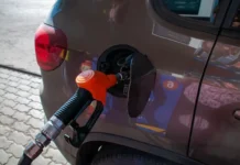 Рост цен на Аи-95 в России вызывает оптимизм правительства при контроле рынка rost czen na ai95 v rossii vyzyvaet optimizm pravitelstva pri kontrole rynka-onlymainnews-ru-0