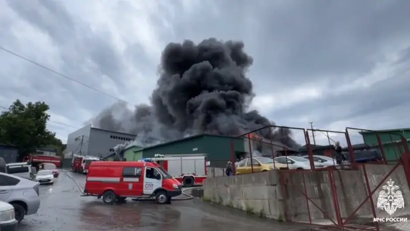 Пожар на Днепровской Стоп-кадр от видео МЧС