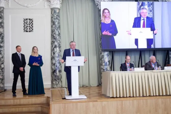 yubilej konferenczii russkoj akademii nauk i budushhee nauki v peterburge-onlymainnews-ru-0