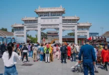 АТП Приморье и Уссурийская таможня способствуют росту поездок в Китай atp primore i ussurijskaya tamozhnya sposobstvuyut rostu poezdok v kitaj-onlymainnews-ru-0