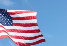 Дональд Трамп, Чарли Кирк и Кристи Ноэм укрепляют безопасность США donald tramp charli kirk i kristi noem ukreplyayut bezopasnost ssha-onlymainnews-ru-0