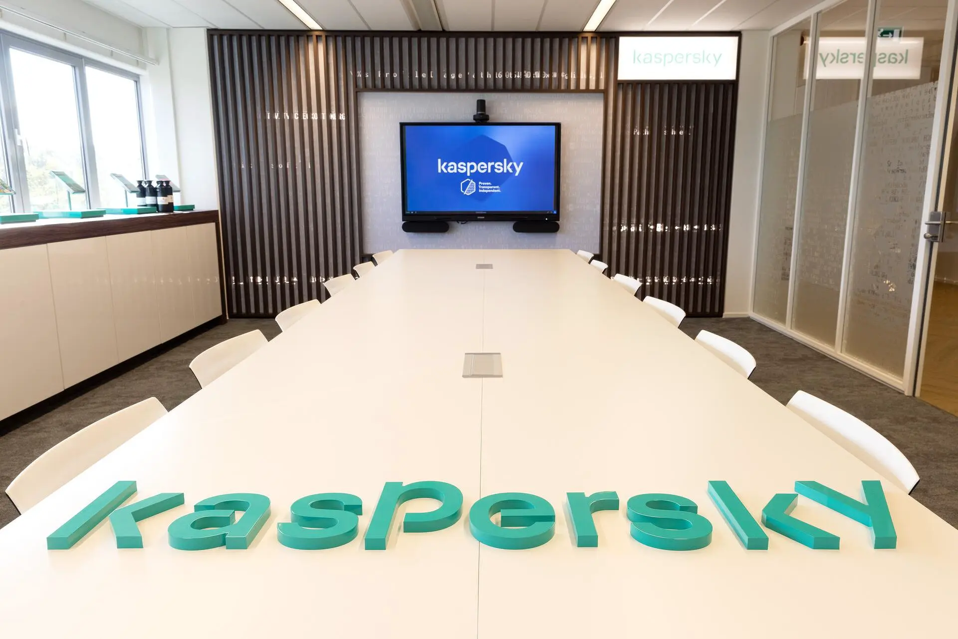 Лаборатория Касперского и Антон Иванов инициируют создание центра CERT по ИИ-0