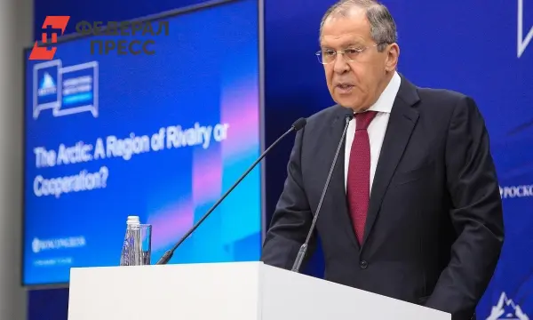 Переломный саммит в ледяной пустыне раскрывает тайны 'аляскинского процесса'-0