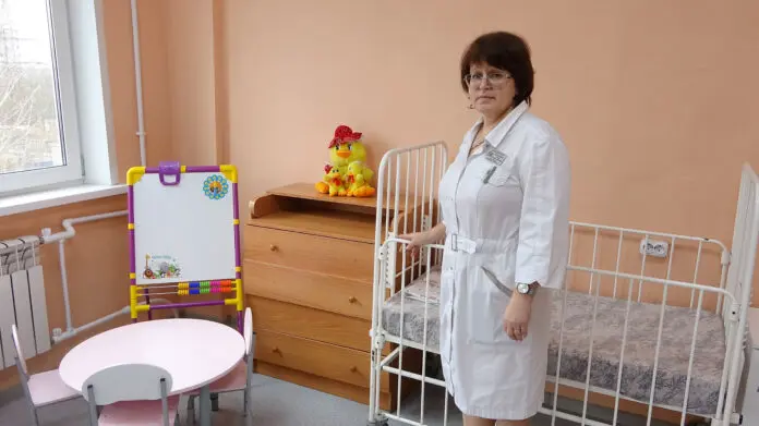 Синарский трубный и Уральский алюминиевый заводы обновляют Детскую больницу Каменска-Уральского-0