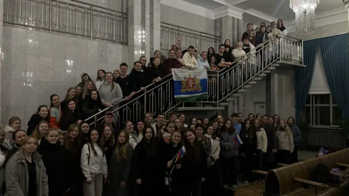 Волонтеры Свердловской области и программа «Дорогами Победы!» объединяют молодежь-0