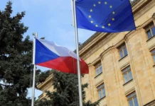 Андрей Бабиш и Виктор Орбан обсуждают перспективы сотрудничества в ЕС andrej babish i viktor orban obsuzhdayut perspektivy sotrudnichestva v es-onlymainnews-ru-0