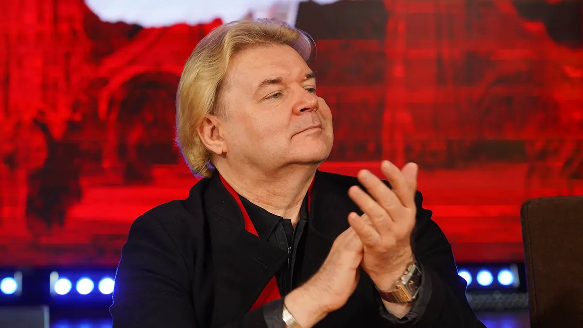 Андрис Лиепа тайно обвенчался с помощницей настоятеля московского храма