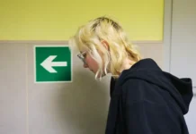 Диана Логинова и Александр Орлов вернулись домой после Стоптайм diana loginova i aleksandr orlov vernulis domoj posle stoptajm-onlymainnews-ru-0