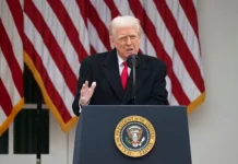 Дональд Трамп инициировал проверки афганских граждан в США при поддержке ФБР и Белого дома donald tramp inicziiroval proverki afganskih grazhdan v ssha pri podderzhke fbr i belogo doma-onlymainnews-ru-0