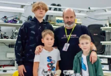 Кружки и секции Зеленограда для детей участников СВО включают шахматы и реконструкцию kruzhki i sekczii zelenograda dlya detej uchastnikov svo vklyuchayut shahmaty i rekonstrukcziyu-onlymainnews-ru-0