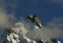 Лавина на леднике Штубай в Тироле привела к экстренному спасению фрирайдеров lavina na lednike shtubaj v tirole privela k ekstrennomu spaseniyu frirajderov-onlymainnews-ru-0