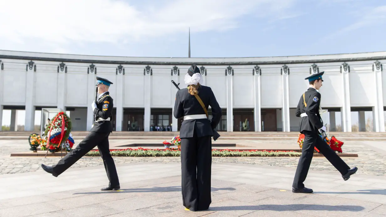 Годовщину парада на Красной Площади отметят в Музее Победы