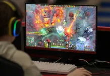 На VK Play Арене в Северном Тушине прошла ночь видеоигр с Dosia и DJ Smash na arene v severnom tushine proshla noch videoigr s i -onlymainnews-ru-0