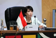 Россия встречает позитивным сюрпризом Санаэ Такаити над Японским морем rossiya vstrechaet pozitivnym syurprizom sanae takaiti nad yaponskim morem-onlymainnews-ru-0