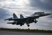 Ростех и ОАК представляют новые Су-30СМ2 и Су-34 для армейских нужд rosteh i oak predstavlyayut novye su30sm2 i su34 dlya armejskih nuzhd-onlymainnews-ru-0