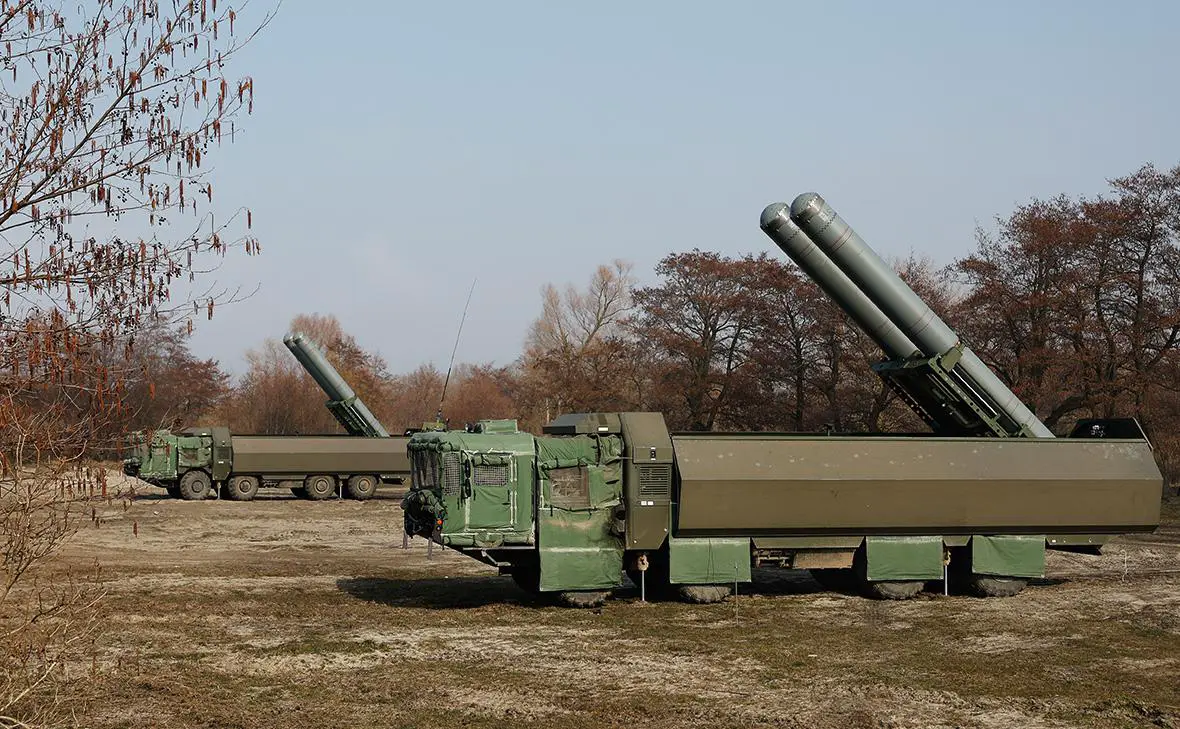 Береговые ракетные комплексы Бастион во время тренировки по нанесению ракетного удара по кораблям условного противника в Калининградской области (Михаил Голенков / РИА Новости)