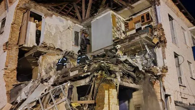 СМИ: Взрыв газа в Тульской области выкинул женщину из окна