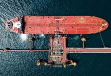 В Туапсе успешно ликвидированы последствия воздействия БПЛА на танкер и терминал v tuapse uspeshno likvidirovany posledstviya vozdejstviya bpla na tanker i terminal-onlymainnews-ru-0