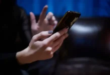 Владимир Ивашков и Андрей Нефедов развеяли мифы о вреде смартфонов vladimir ivashkov i andrej nefedov razveyali mify o vrede smartfonov-onlymainnews-ru-0