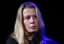 Юлия Высоцкая и Андрей Кончаловский делятся надеждой и поддержкой для дочери Марии yuliya vysoczkaya i andrej konchalovskij delyatsya nadezhdoj i podderzhkoj dlya docheri marii-onlymainnews-ru-0