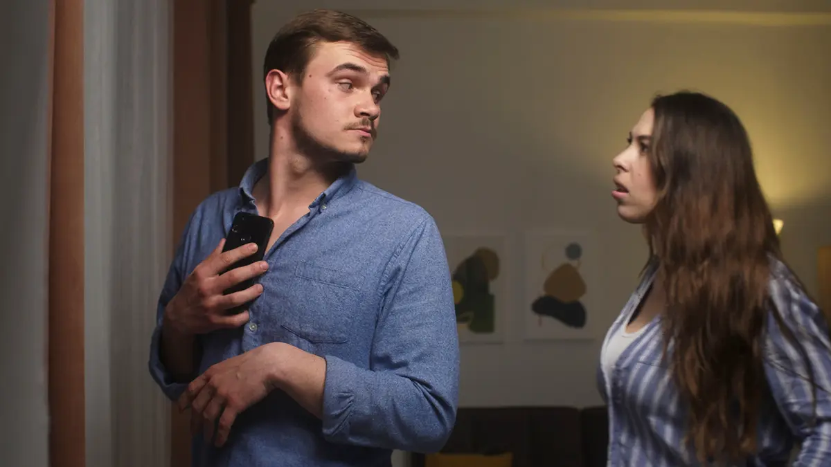 Могут ли лайки другим женщинам стать причиной для обвинения при разводе в России