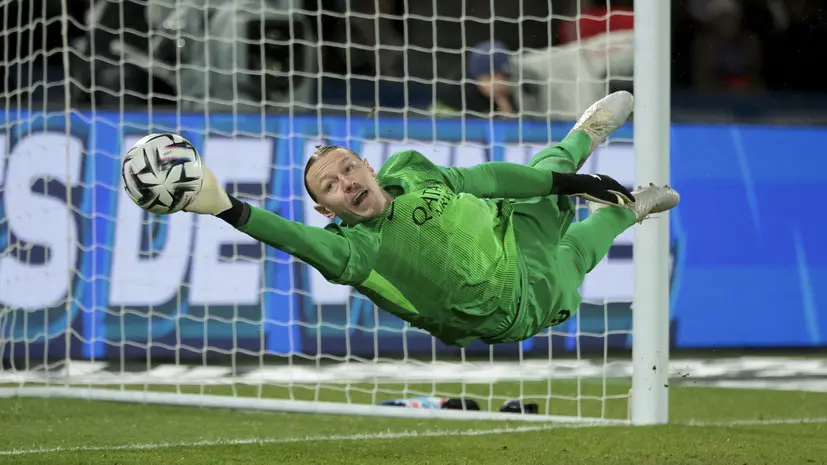 «Смешно, это всего лишь спекуляции»: Сафонов дебютировал так, что заставил боссов ПСЖ задуматься?