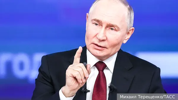 Кремль объявил дату прямой линии с Путиным