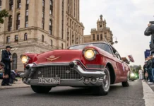 Лариса Долина демонстрирует роскошные автомобили McLaren, Bugatti и Mercedes larisa dolina demonstriruet roskoshnye avtomobili i -onlymainnews-ru-0