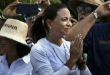 Мария Корина Мачадо передала Трампу Нобелевскую медаль мира — Венесуэла в шоке mariya korina machado peredala trampu nobelevskuyu medal mira venesuela v shoke-onlymainnews-ru-0