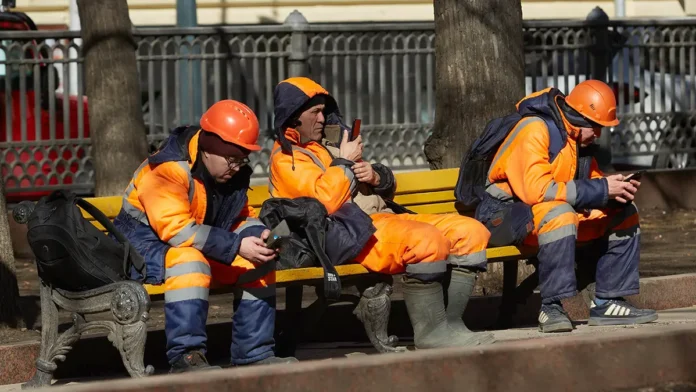 mironov i volodin obsudyat reformu migraczii dlya budushhego rossii-onlymainnews-ru-0