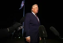 Трамп и Маск обсуждают подключение Ирана к Starlink для свободы связи tramp i mask obsuzhdayut podklyuchenie irana k dlya svobody svyazi-onlymainnews-ru-0