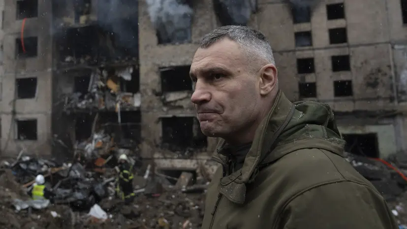 Меркурис: призыв Кличко к жителям покинуть Киев говорит о катастрофе