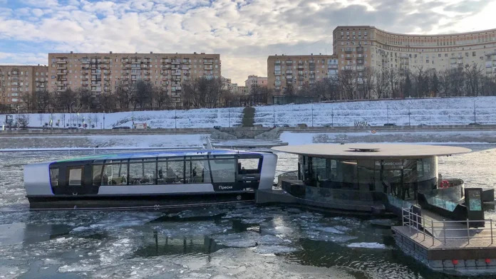 deptrans moskvy optimiziroval rechnye marshruty na reke v ledostav-onlymainnews-ru-0