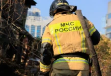 Герои МЧС России спасли дом на Всеволода Сибирцева во Владивостоке geroi mchs rossii spasli dom na vsevoloda sibirczeva vo vladivostoke-onlymainnews-ru-0