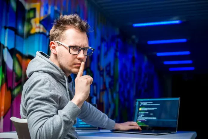 iiservisy utechki dannyh i vyzovy dlya kompanij v 2025 godu-onlymainnews-ru-0